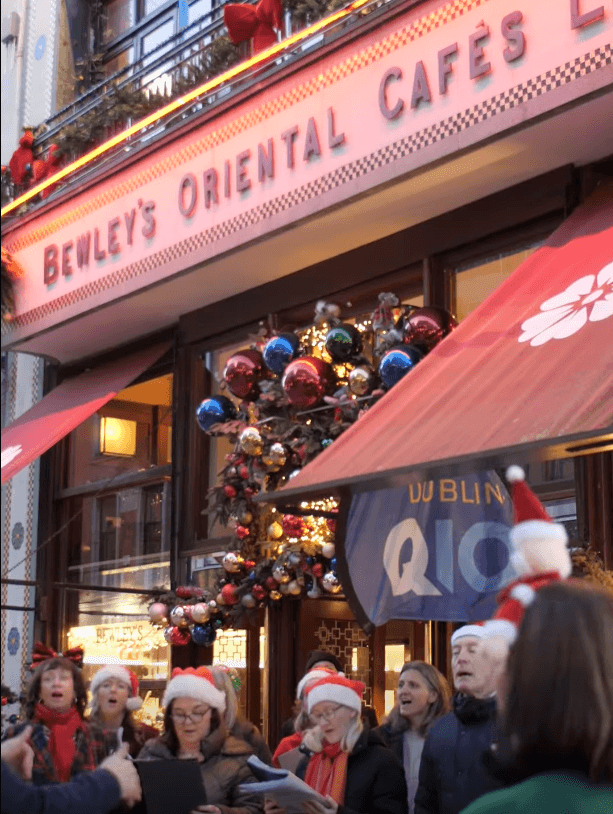 Q102 Christmas Special